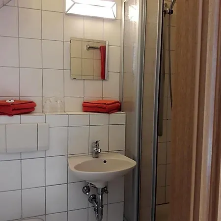 Haus Ueberland Bed & Breakfast 3*
